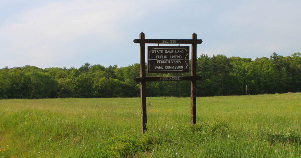 sign indicating public game lands